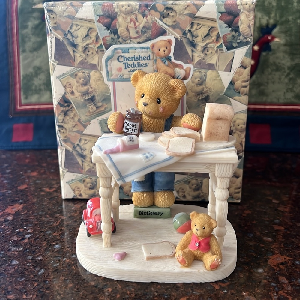 Cherished Teddies - Picture 3 of 7
